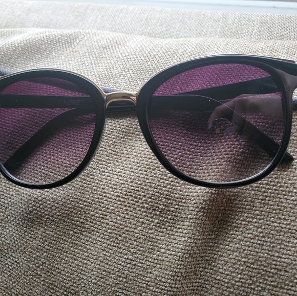 Ombré Sunglasses - Picture 1 of 2